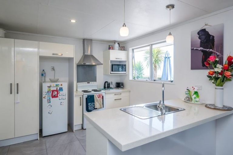 Photo of property in 15 Campbell Avenue, Paraparaumu, 5032