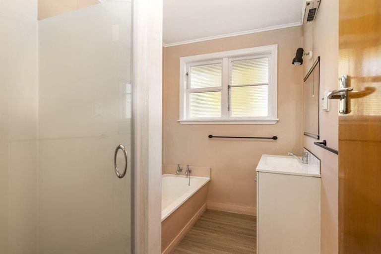 Photo of property in 9a Eltham Road, Blenheim, 7201