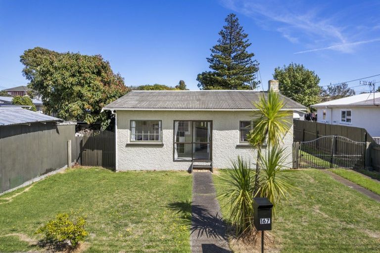 Photo of property in 167 Cornfoot Street, Castlecliff, Whanganui, 4501
