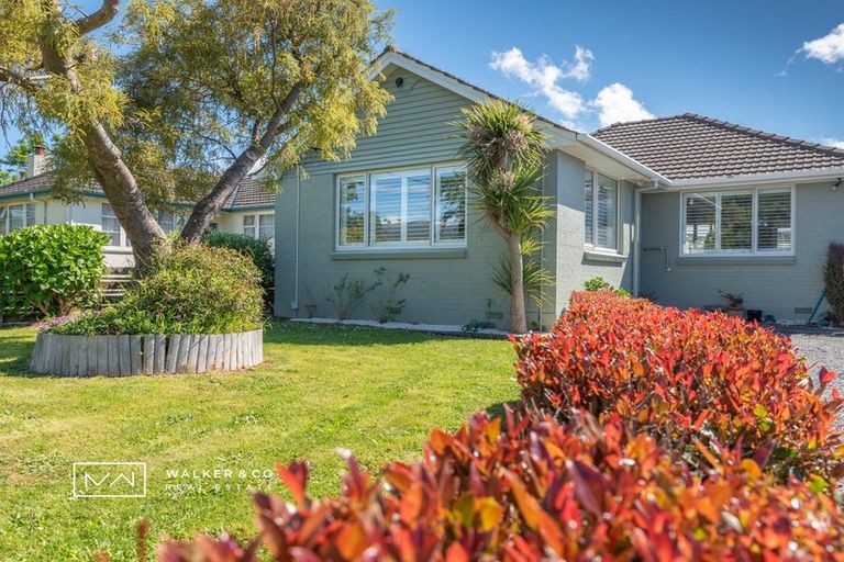 Photo of property in 31 Royal Street, Upper Hutt Central, Upper Hutt, 5018