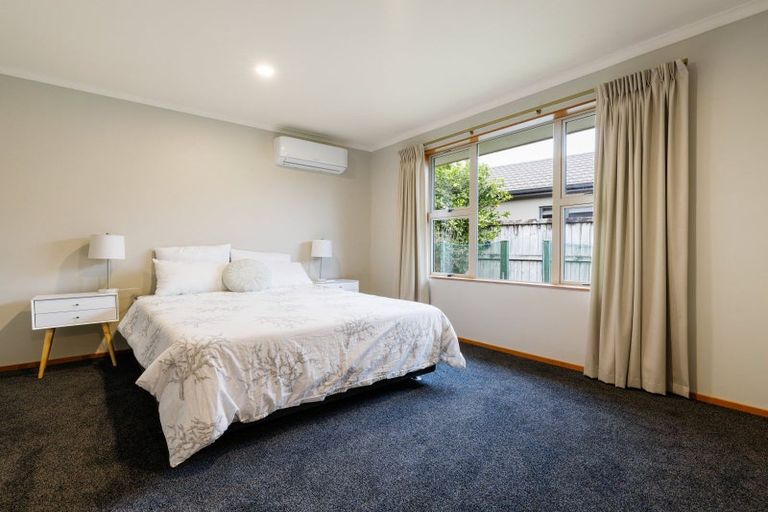 Photo of property in 18 Gibbston Close, Huntington, Hamilton, 3210