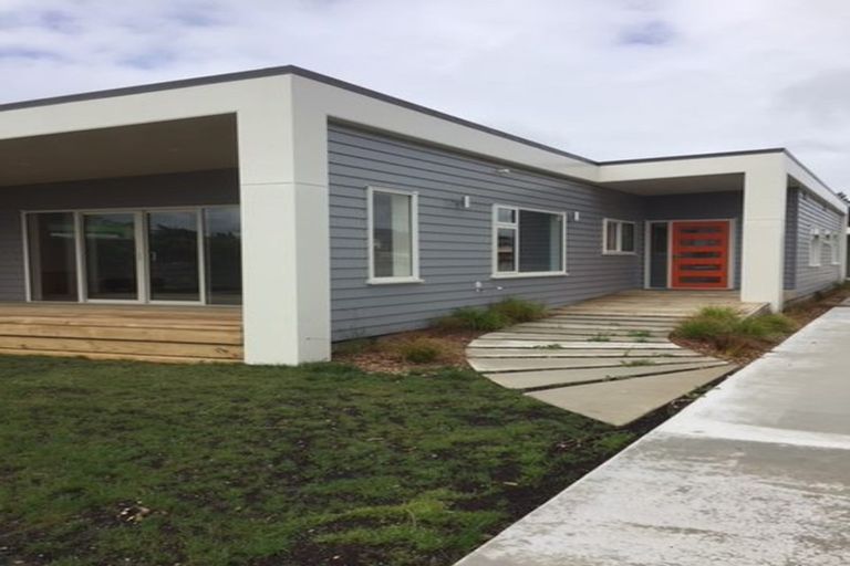 Photo of property in 211 Rangiuru Road, Otaki, 5512