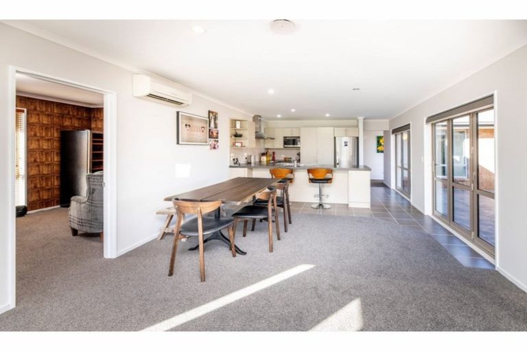 Photo of property in 7 Macdonalds Lane, Waikuku, Rangiora, 7473