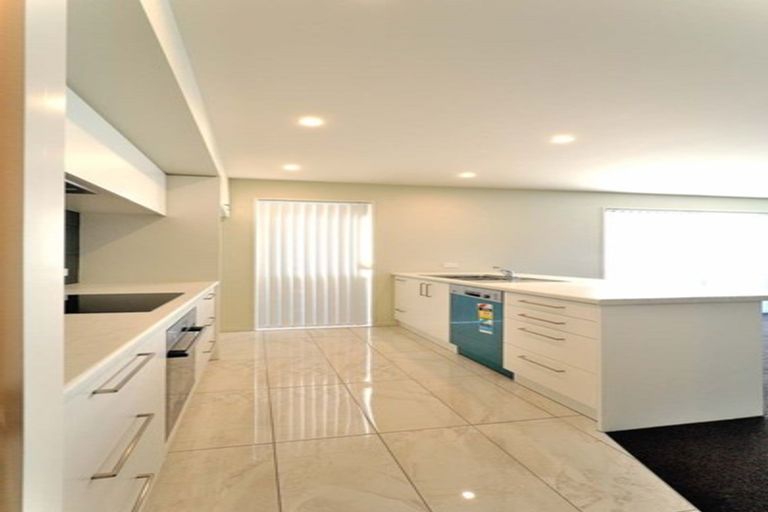 Photo of property in 5 Keeper Close, Woodend, 7610