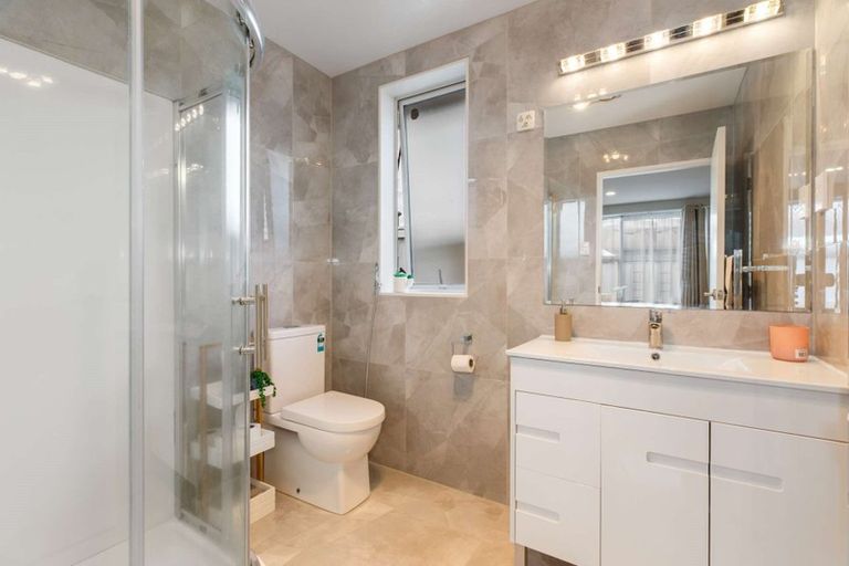 Photo of property in 19 Gum Spear Road, Takanini, 2112