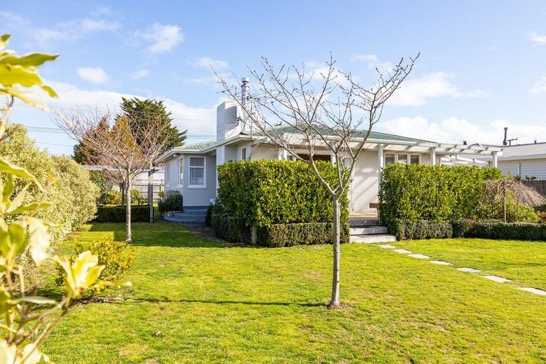 Photo of property in 50 Wyndham Street, Carterton, 5713