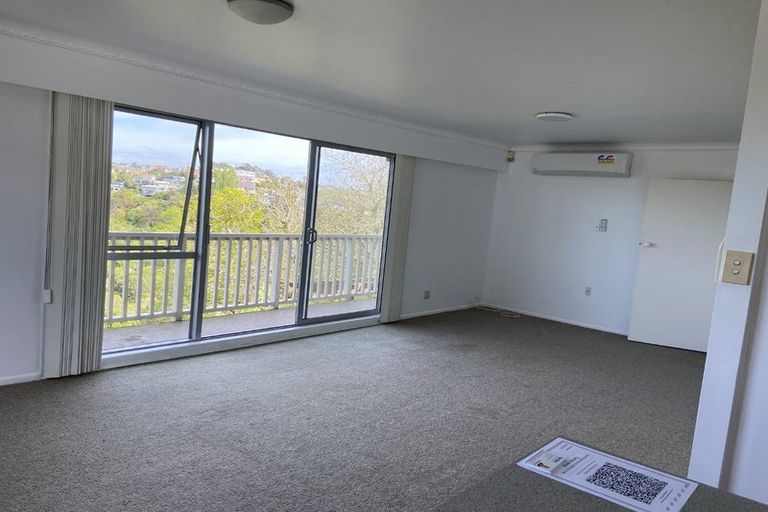 Photo of property in 3/104 Sylvan Avenue, Northcote, Auckland, 0627