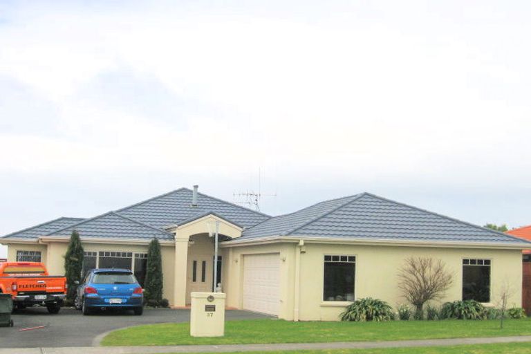 Photo of property in 37 Church Road, Pukete, Hamilton, 3200