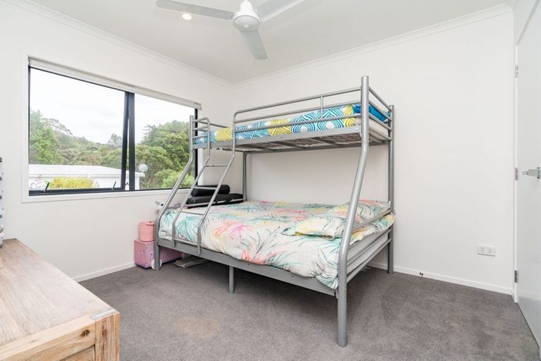 Photo of property in 4 Kuaka Crescent, Mangawhai, 0505