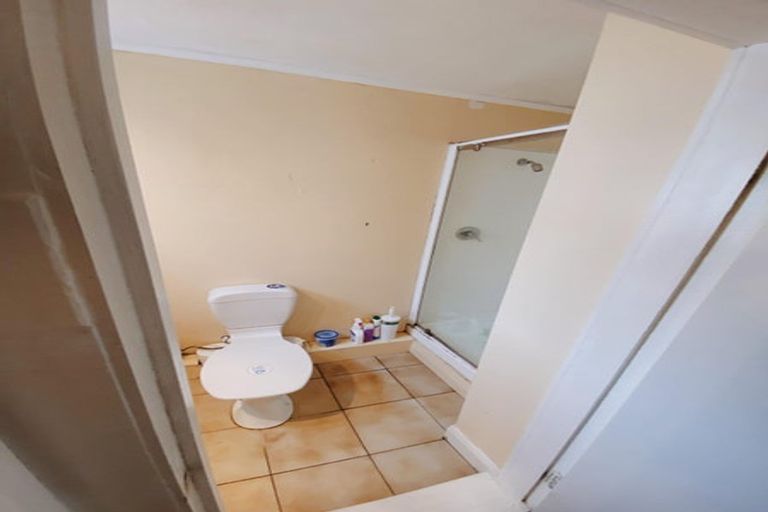 Photo of property in 21 Wilson Street, Newtown, Wellington, 6021