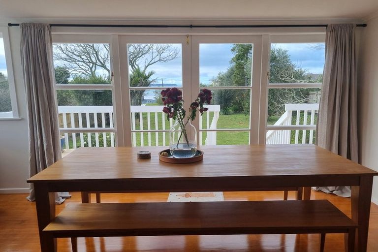 Photo of property in 12 Washington Avenue, Snells Beach, 0920