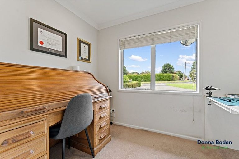 Photo of property in 14 George Crescent, Buckland, Pukekohe, 2677