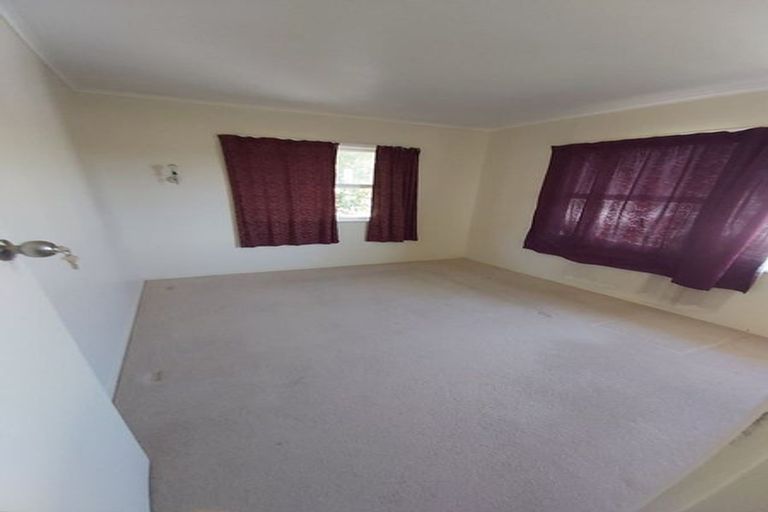 Photo of property in 85 Bruce Road, Glenfield, Auckland, 0629