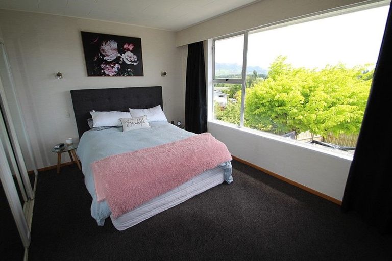 Photo of property in 6 Aotea Crescent, Gore, 9710