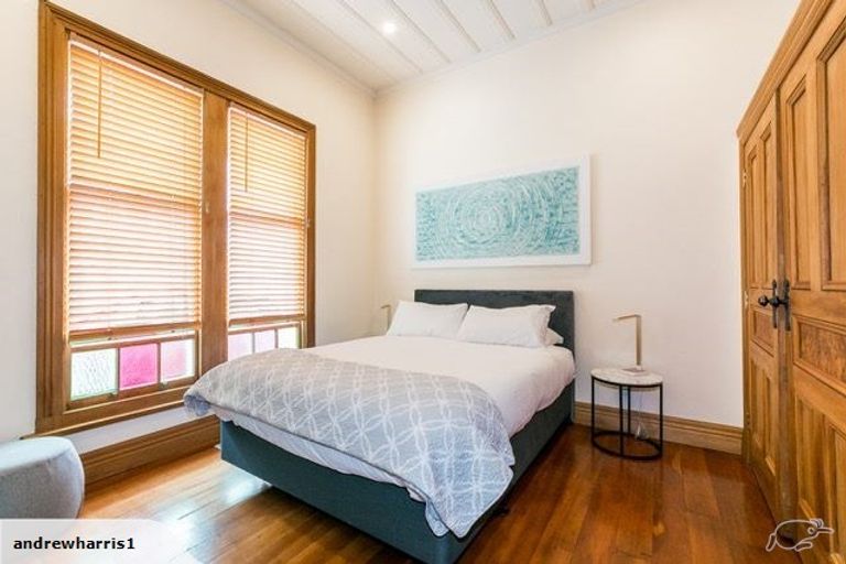 Photo of property in 6 Milton Road, Bluff Hill, Napier, 4110