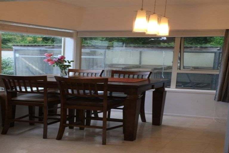 Photo of property in 38 Marlborough Avenue, Glenfield, Auckland, 0629