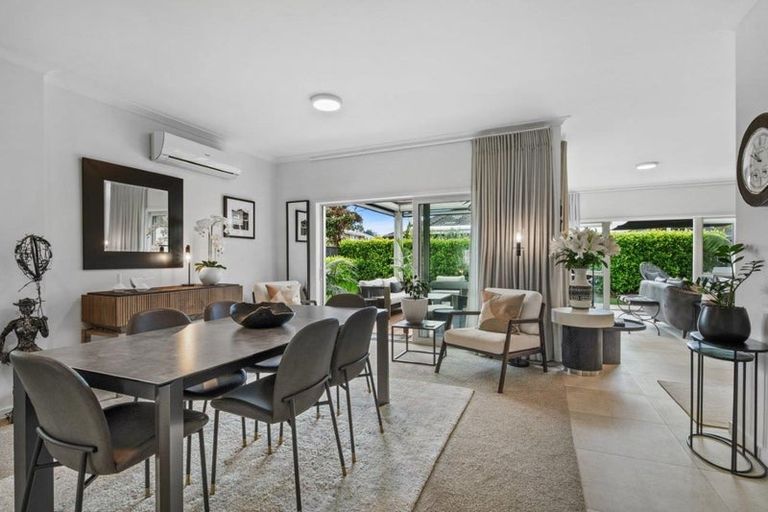 Photo of property in 14 Kensington Drive, Orewa, 0931