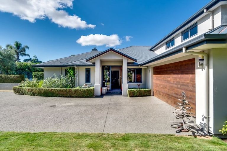 Photo of property in 107 Kent Terrace, Taradale, Napier, 4112