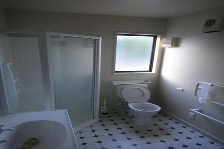 Photo of property in 7 Tonga Place, Riccarton, Christchurch, 8041