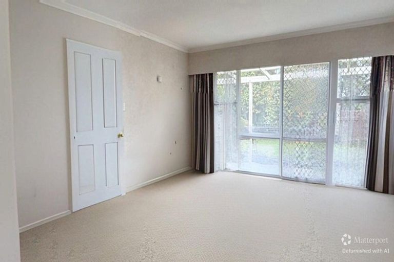 Photo of property in 49 Ngarara Road, Waikanae, 5036