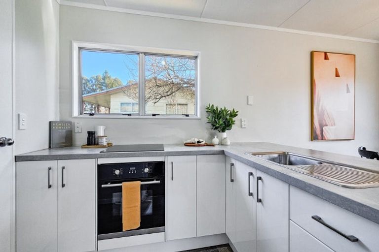 Photo of property in 23b Sunline Place, Ngongotaha, Rotorua, 3010