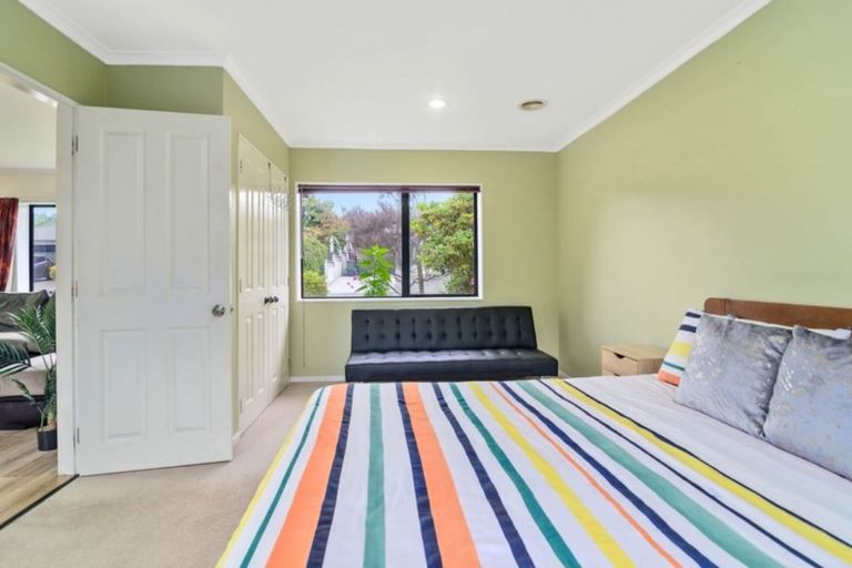 Photo of property in 33 Hoyte Place, Pukehangi, Rotorua, 3015