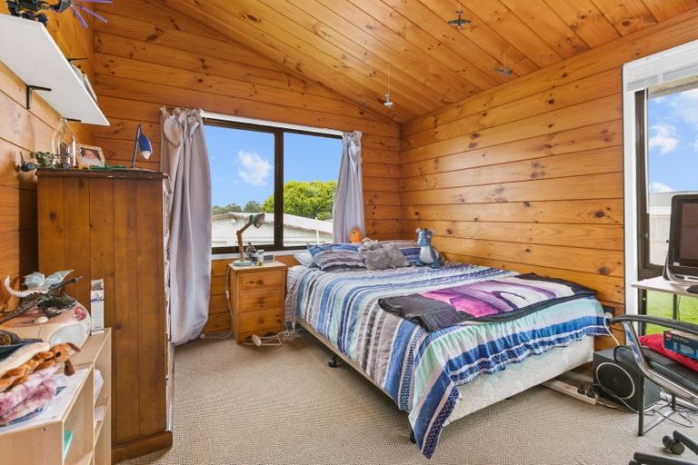 Photo of property in 9 Leeton Drive, Waipukurau, 4200