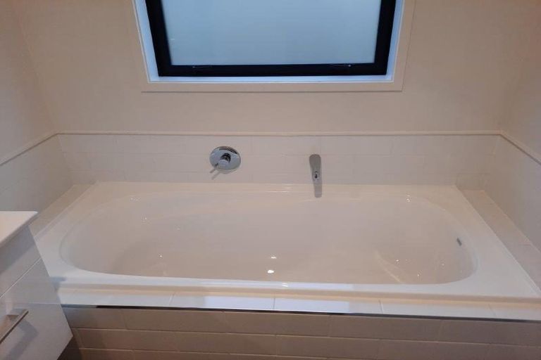 Photo of property in 32 Ellmers Street, Woodend, 7691