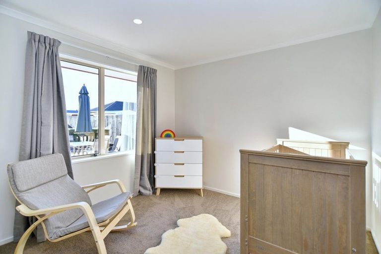 Photo of property in 90 Charles Street, Rangiora, 7400