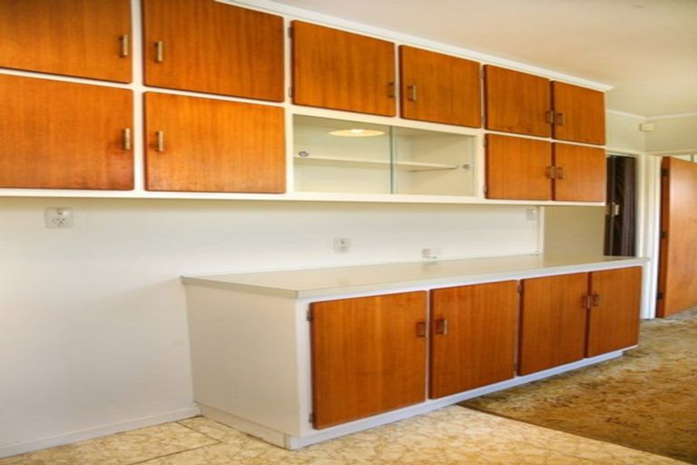 Photo of property in 2/55 Orams Road, Hillpark, Auckland, 2102