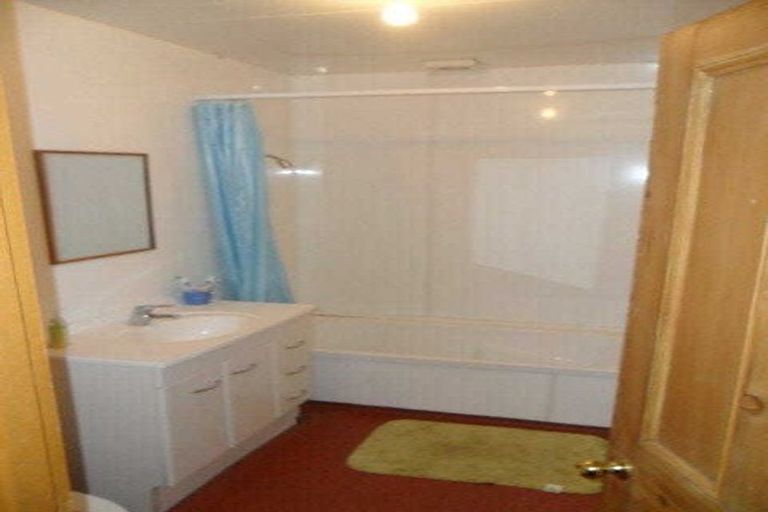 Photo of property in 7 Howe Street, North Dunedin, Dunedin, 9016