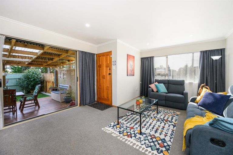 Photo of property in 21 Flower Street, Bulls, 4818