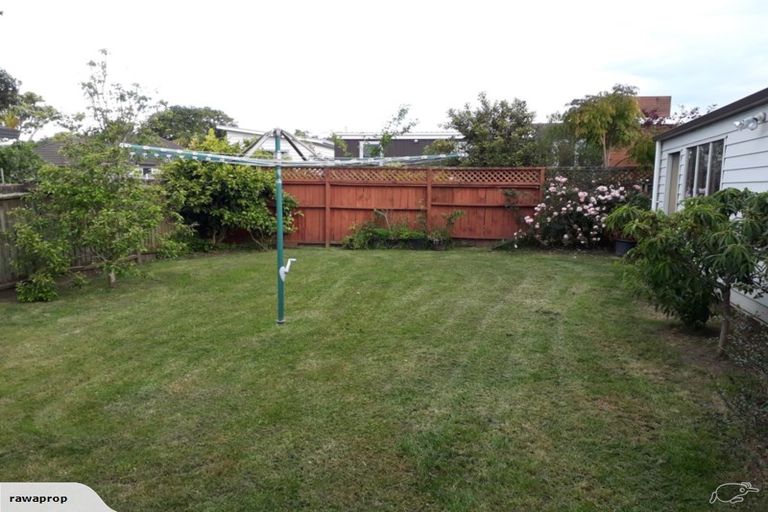 Photo of property in 18 Dakota Avenue, Beach Haven, Auckland, 0626