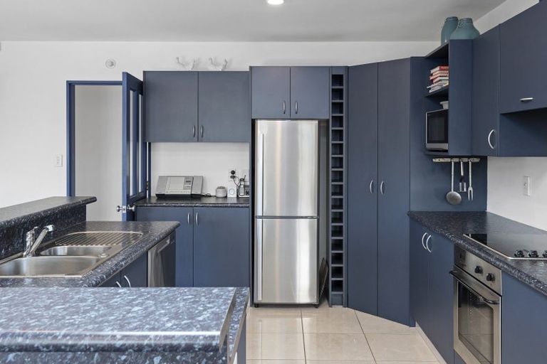 Photo of property in 46 Oxley Avenue, St Albans, Christchurch, 8014