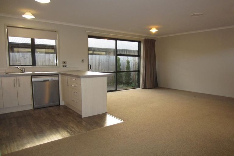 Photo of property in 8/108 Old Farm Road, Hamilton East, Hamilton, 3216