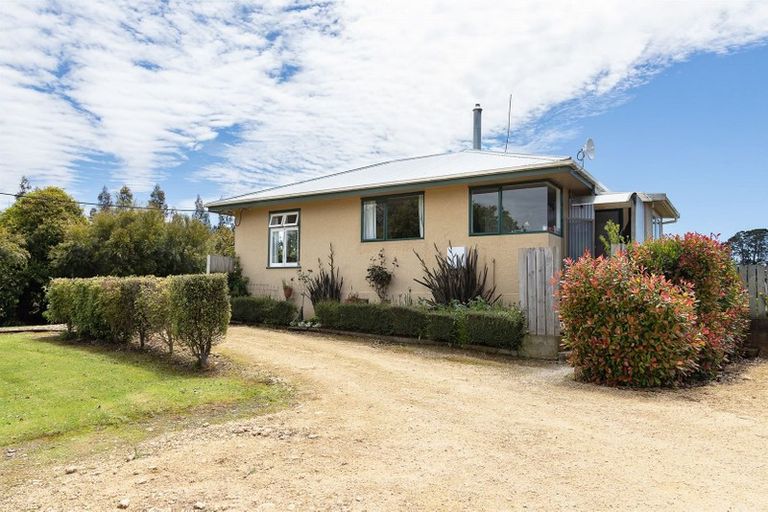 Photo of property in 594 Waituna Tapuae Road, Waituna West, Feilding, 4779