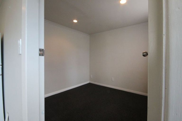Photo of property in 16 Normanby Street, Newtown, Wellington, 6021