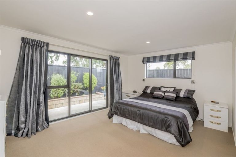 Photo of property in 38 Okarito Avenue, Levin, 5510