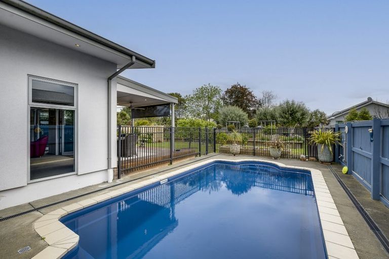 Photo of property in 31 Napier Street, Jervoistown, Napier, 4112