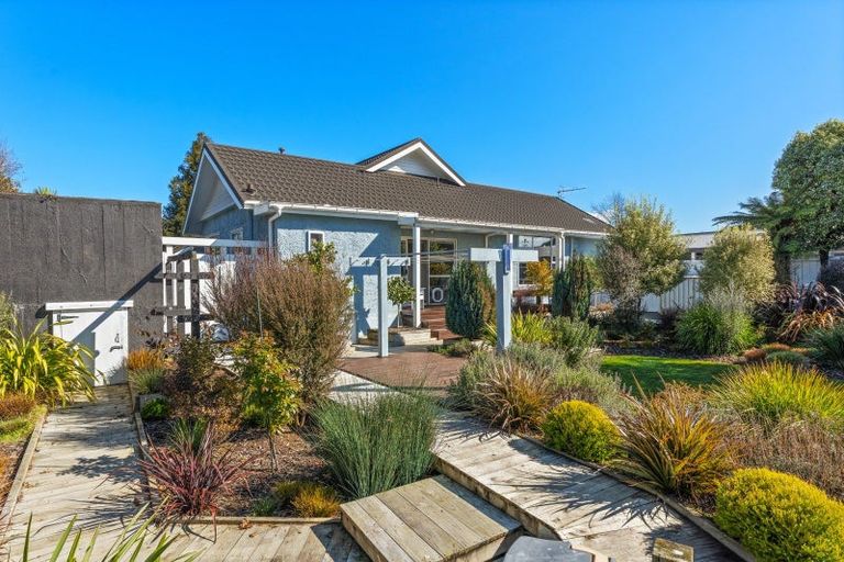 Photo of property in 17 Paterson Street, Pahiatua, 4910