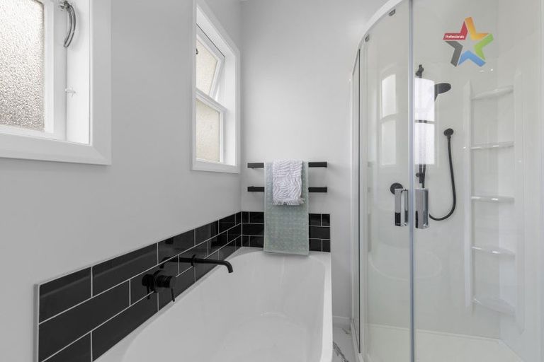 Photo of property in 16 Purser Grove, Fairfield, Lower Hutt, 5011