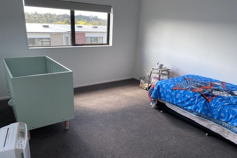 Photo of property in 26 Vincent Mcgrath Crescent, Swanson, Auckland, 0614