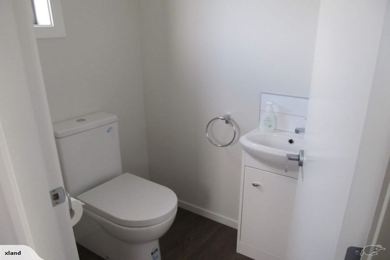 Photo of property in 21 Mascot Street, Tawa, Wellington, 5028