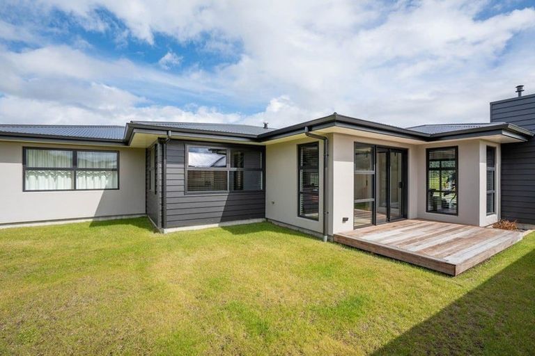 Photo of property in 9 Seven Oaks Drive, Kinloch, 3377