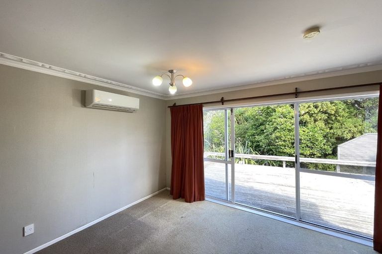 Photo of property in 22 Pine Terrace, Howick, Auckland, 2014