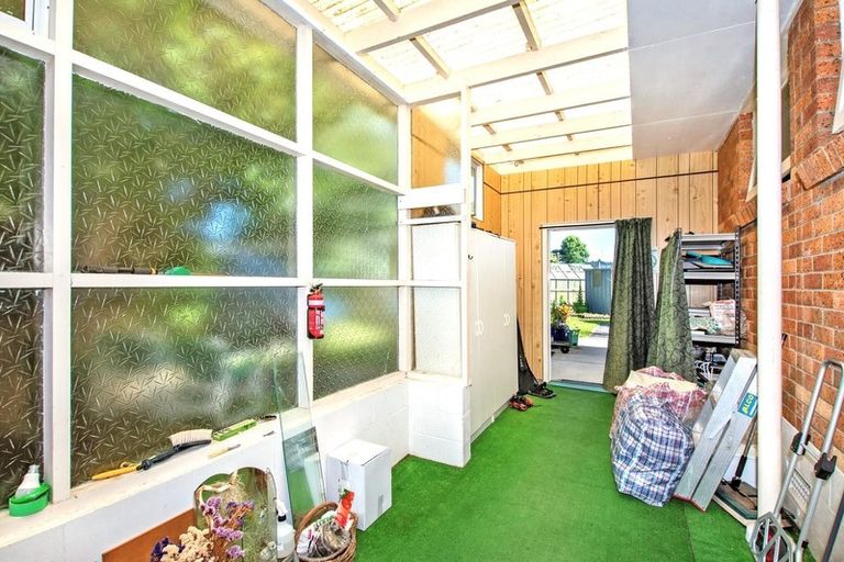 Photo of property in 90 Old Onerahi Road, Onerahi, Whangarei, 0110