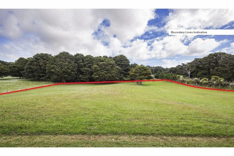 Photo of property in 750 Kaiwaka-mangawhai Road, Hakaru, Wellsford, 0975