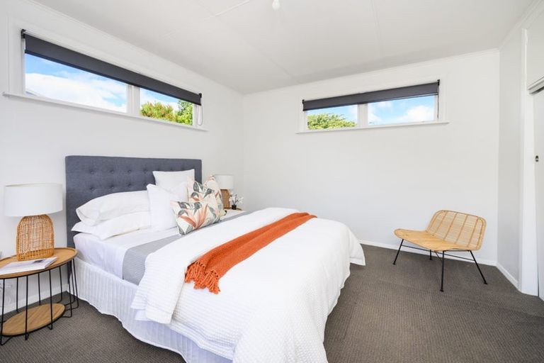 Photo of property in 12 Conway Place, Terrace End, Palmerston North, 4410