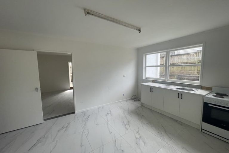 Photo of property in 30 Ramillies Place, Glenfield, Auckland, 0629