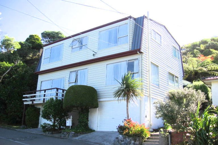 Photo of property in 6 Lohia Street, Khandallah, Wellington, 6035